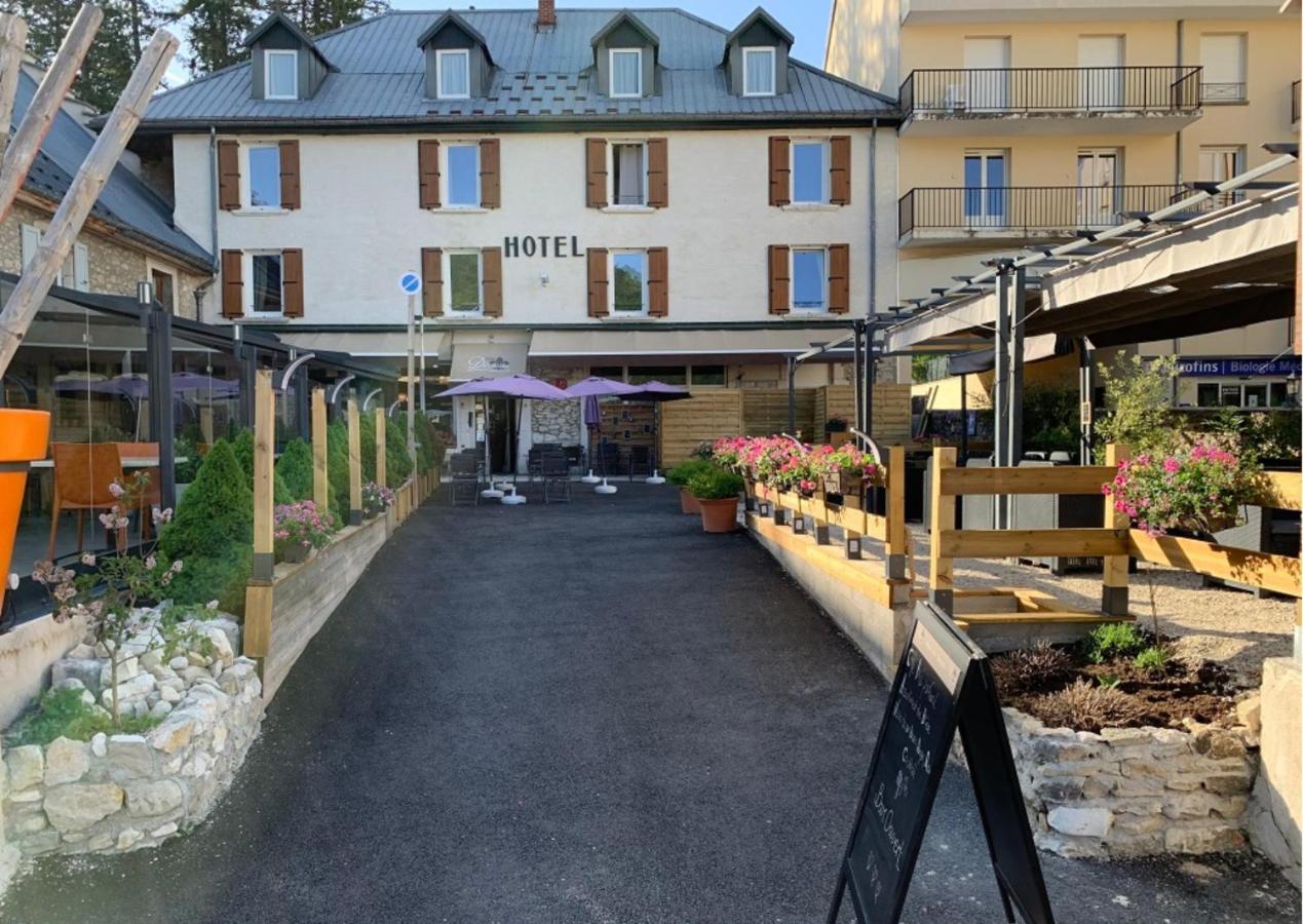 Hôtel Le Dauphin Villard-de-Lans Exterior foto